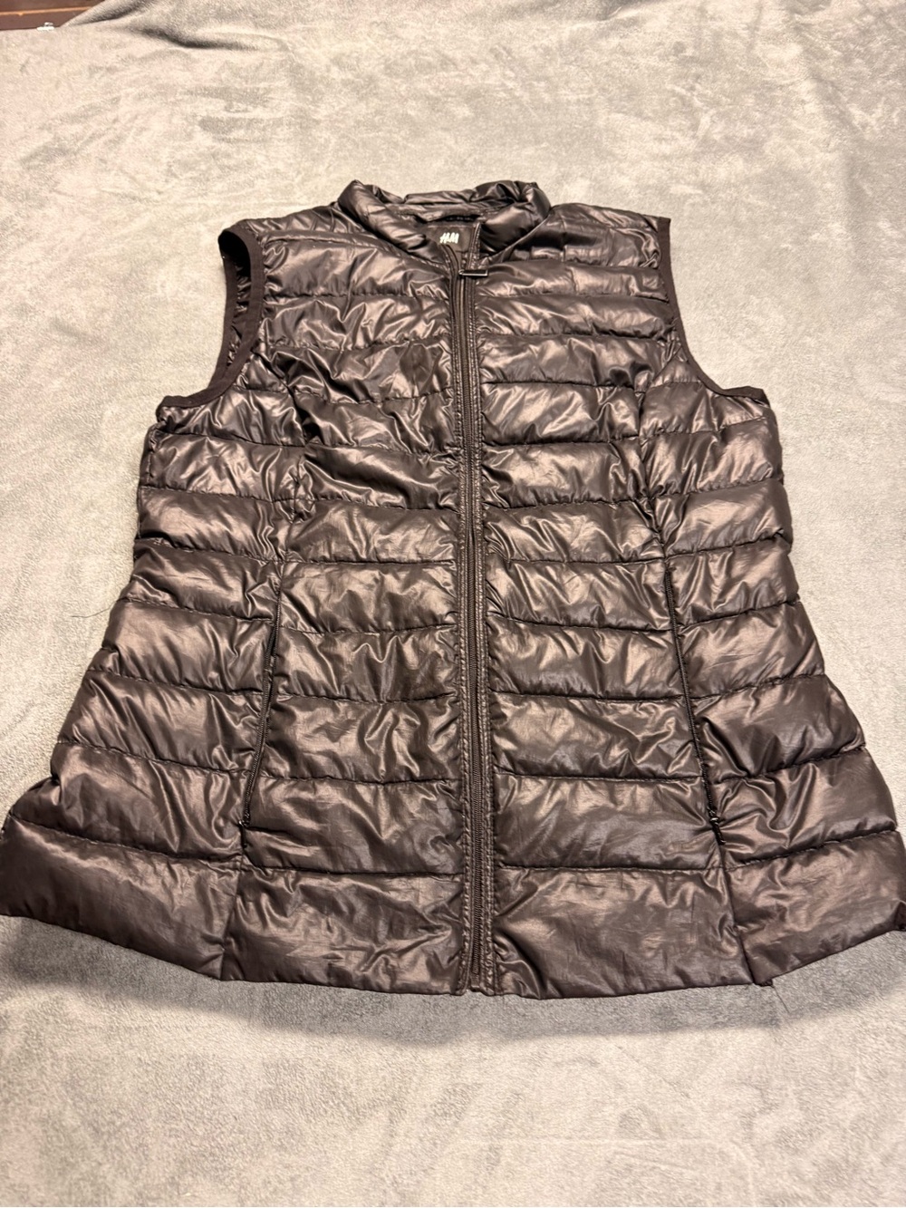 H&M Black Quilted Lightweight Puffer Vest